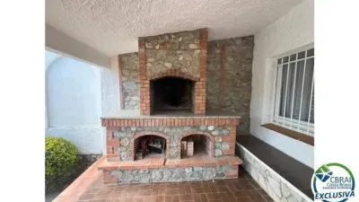 Chalet on Calle Sector Peni 115 B, 115 photo 5