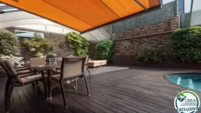 Chalet on Carrer de la Gran Via de Pau Casals photo 5