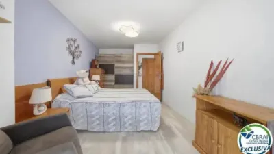 Apartment on Carrer de Madrid photo 18