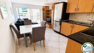 Apartment in Carrer del Cap de la Gola photo 3