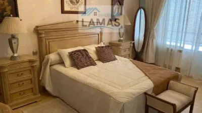 Chalet on Calle del Puerto Madero photo 8