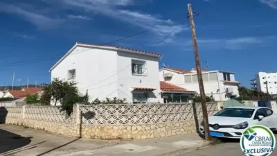 Chalet on Carrer de la Punta de la Ferrera photo 5