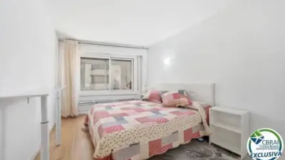 Apartment on Carrer de Madrid photo 19
