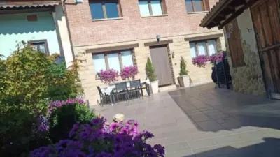 Chalet in Medina de Pomar photo 2