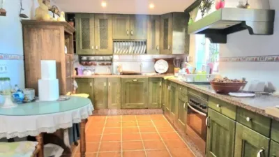 Rustic House in La Mairena photo 32