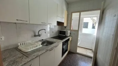 Apartment on Avinguda de Caritat Serinyana photo 3