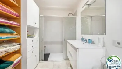 Apartment on Carrer de Madrid photo 21