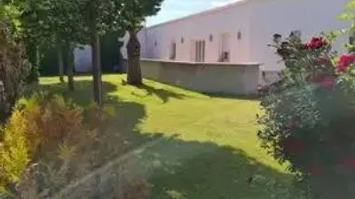 Chalet in Villarrobledo photo 27