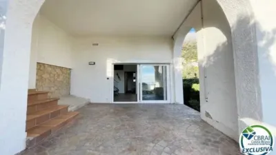 Chalet on Carrer d'Albacete photo 24