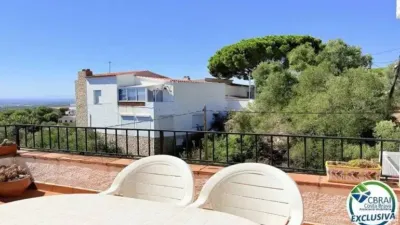 Chalet on Carrer de Salamanca photo 4