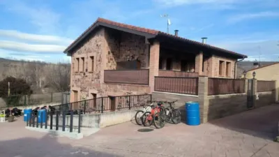 Chalet en calle Urrez photo 16