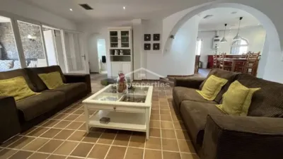 Chalet on Carrer del Llobregat photo 13