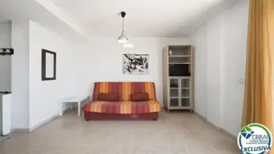 Apartment on Carrer de la Roca Llarga photo 12