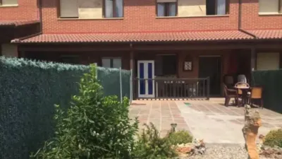 Chalet in Poza de la Sal photo 3