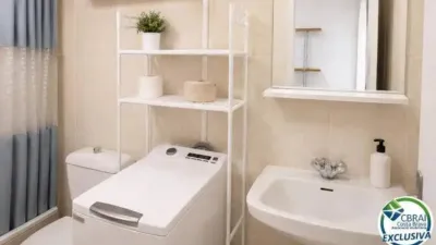 Apartment in Passatge Delta Muga photo 5