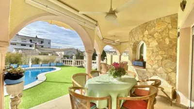Chalet in Sant Morí Sector photo 2