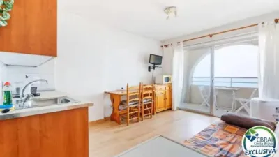 Piso en calle Sector Delta Muga 7-8 17 6, 7 photo 12