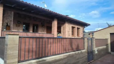 Chalet en calle Urrez photo 20