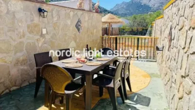 Chalet in Alfarnate photo 2