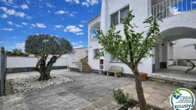 Chalet on Sector Montseny 138 A, 138 Street photo 2