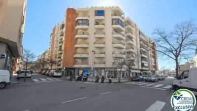 Apartment on Carrer del Puig Rom photo 3