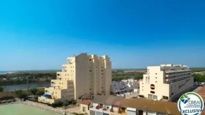 Apartment in Passatge Delta Muga photo 2