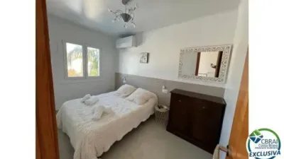 Chalet on Carrer Falconera photo 8