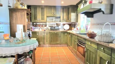 Rustic House in La Mairena photo 13