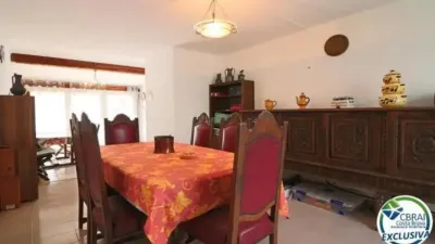 Chalet on Carrer del Montseny photo 4