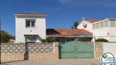 Chalet on Carrer de la Punta de la Ferrera photo 3