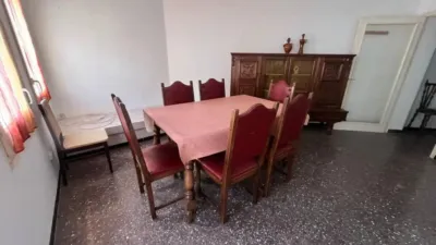 Apartment on Avinguda de Caritat Serinyana photo 8