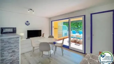 Apartment at Calle Sant Mori 11, 1st floor, 1 bedroom, 2 bathrooms, 11 sqm photo 2