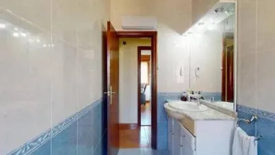 Apartment in Lutxana-Llano photo 21