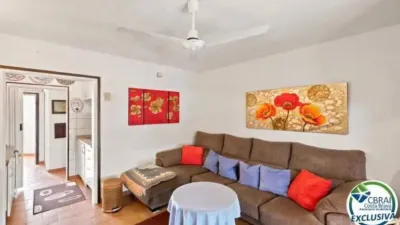Apartment at Avenida Carles Fages de Climent 1, 3rd Floor, Flat 1 photo 4