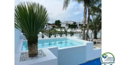 Chalet on Carrer Falconera photo 16