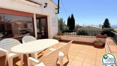 Chalet on Carrer de Salamanca photo 9
