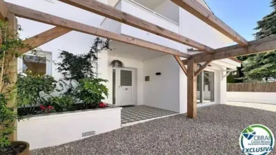 Chalet on Sector Peni 167 B Street, 167 photo 2