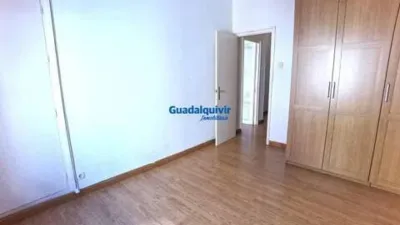 Apartment in Ciudad Jardín photo 4