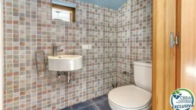 Apartment on Carrer de Pedro Calderón de la Barca photo 32