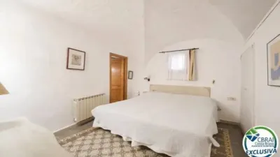Chalet on Carrer Major photo 6