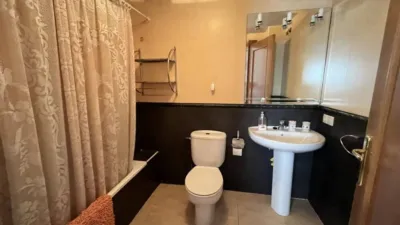Apartment on Carrer de la Riera Ginjolers photo 17