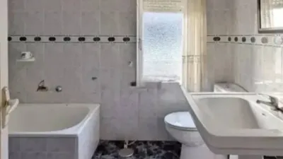Chalet in Torrelavega photo 3