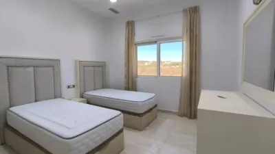 Chalet in Camarillas photo 16