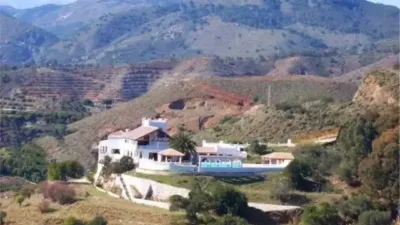 Chalet in Alhaurín el Grande photo 13