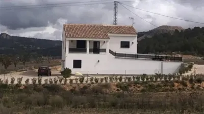 Chalet in Camarillas photo 17