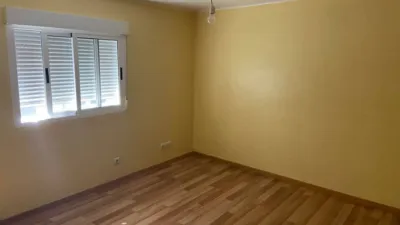 Flat in Lalín photo 6