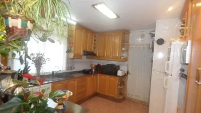 Chalet en Camarillas photo 8