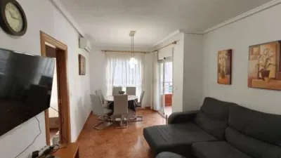 Apartment on Beniajan Street photo 6