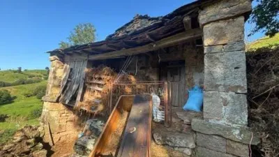 Rustic house in Santa María de Cayón photo 5