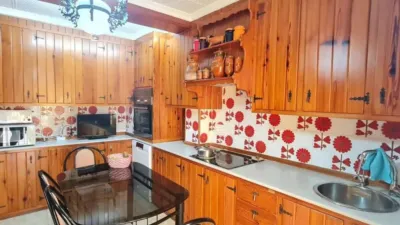 Chalet in Elda photo 4